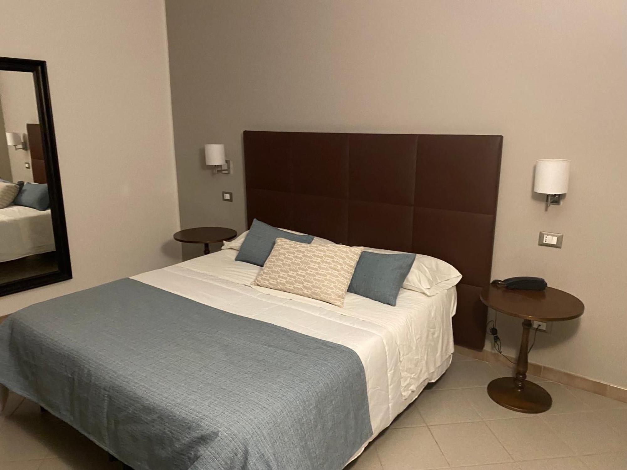 Hotel Moderno Trapani Extérieur photo